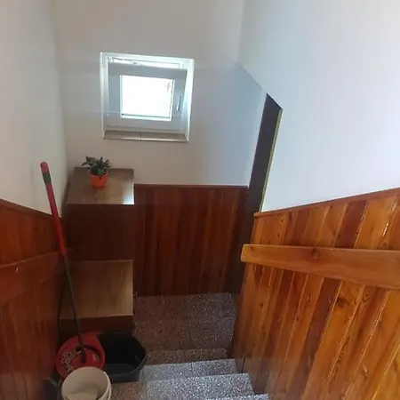 Jirinka Suteren Apartman